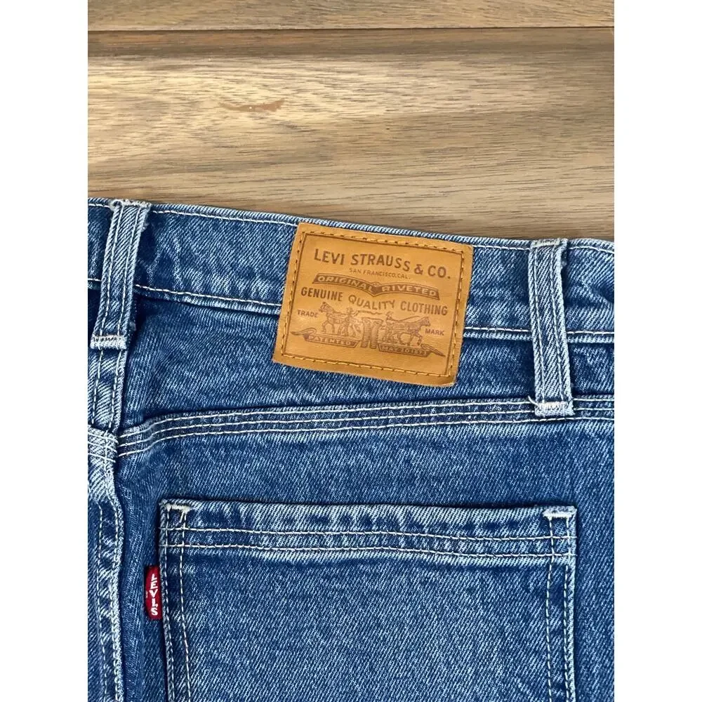 Levi’s Premium Wedgie Straight Cropped High Rise Button Fly Raw Hem Cotton Denim